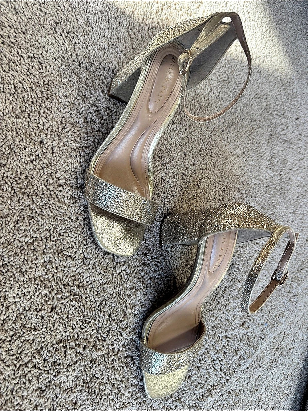 Kelly & Katie Izzel Sandal Glitter Heels in Gold